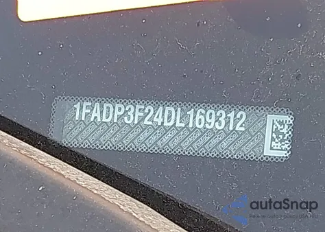 2013 Ford Focus Se z USA, uszkodzony, nr VIN 1FADP3F24DL169312